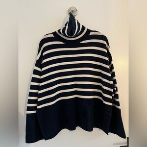 GAP Split-Hem Navy and White Striped Sweater